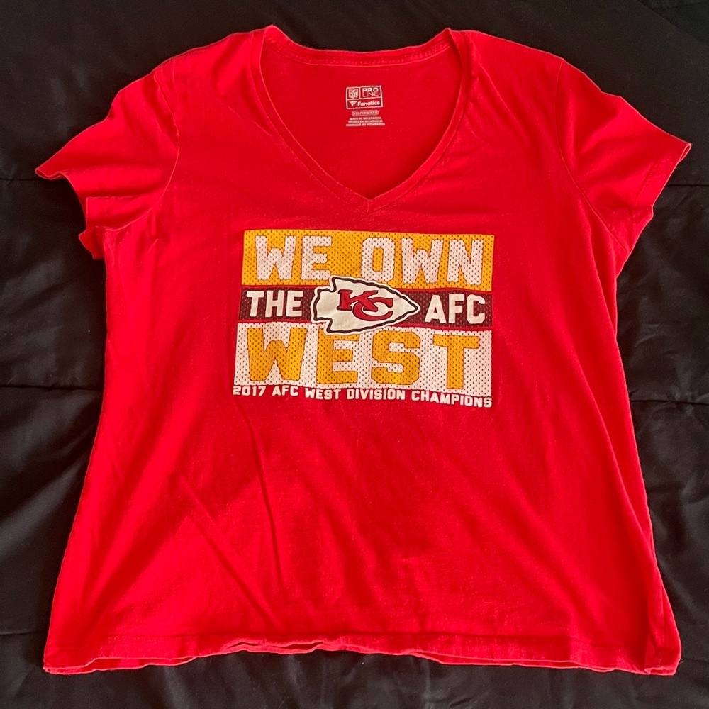 Red Kansas City Chiefs Women's Short Sleeve Tee